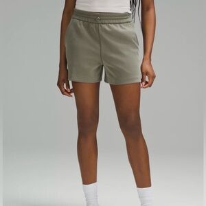 Lululemon Softstreme High-Rise Short 4"	
Army Green, Size 4